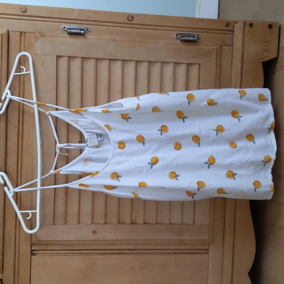 XS A New Day White Oranges print cami - Picture 2 of 7